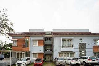 RedDoorz Plus near Siloam Karawaci otel fotoğrafı