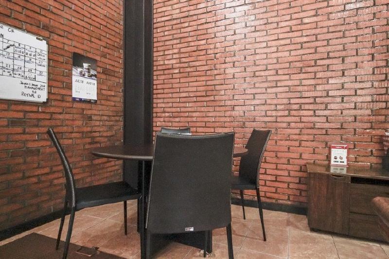 RedDoorz @ Cilandak Timur - Genel