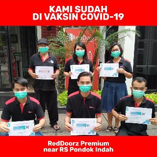 RedDoorz Premium near RS Pondok Indah La Maison otel fotoğrafı