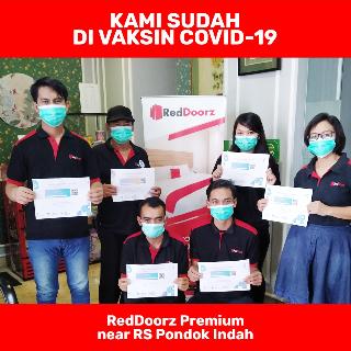 RedDoorz Premium near RS Pondok Indah La Maison fotoÄŸrafÄ±