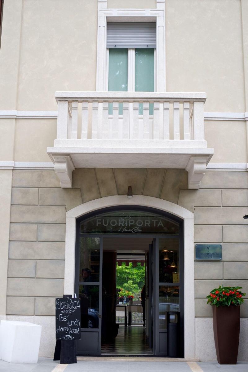 Fuoriporta House - Genel