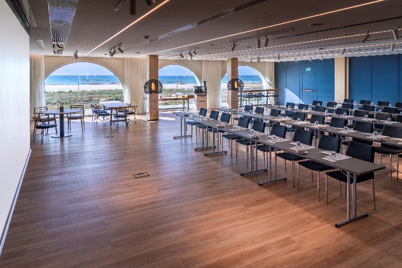 Apartamentos Playa De Castelldefels - Toplantı