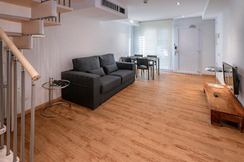 Apartamentos Playa De Castelldefels - Oda