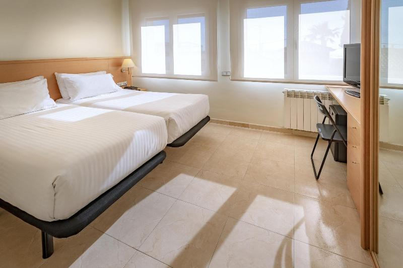 Apartamentos Playa De Castelldefels - Oda