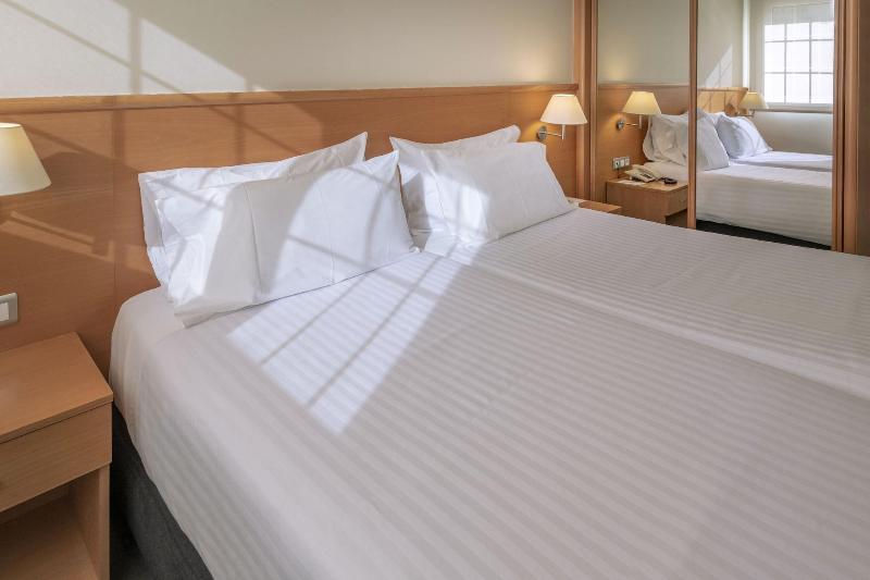 Apartamentos Playa De Castelldefels - Oda