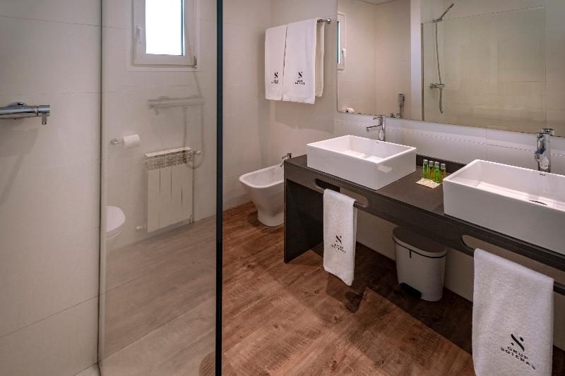 Apartamentos Playa De Castelldefels - Oda
