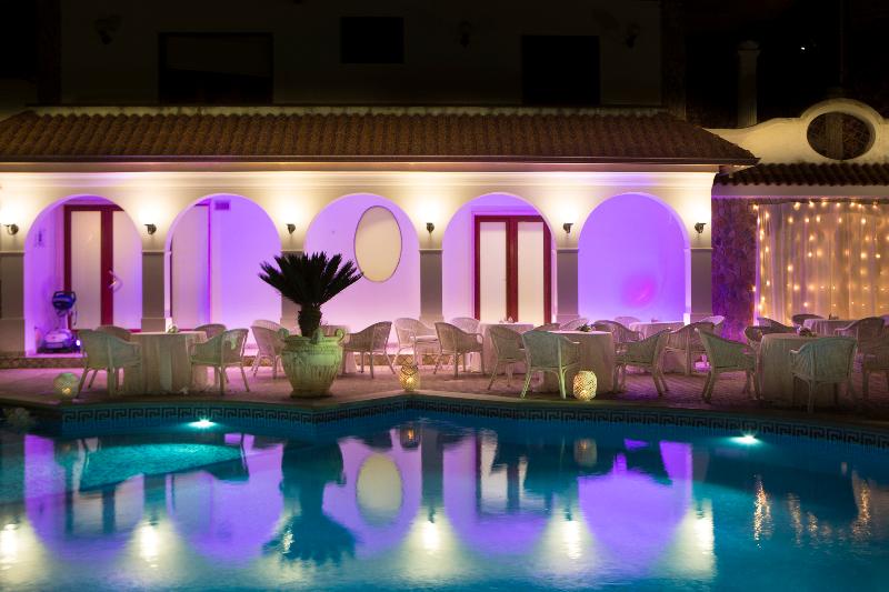 Resort Sant'Angelo & SPA - Havuz