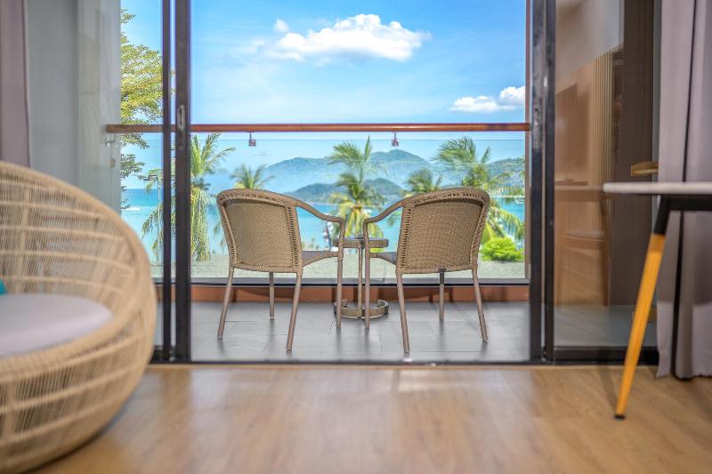 LIV Hotel Phuket Patong Beachfront - Oda