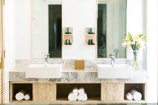 LIV Hotel Phuket Patong Beachfront fotoÄŸrafÄ±