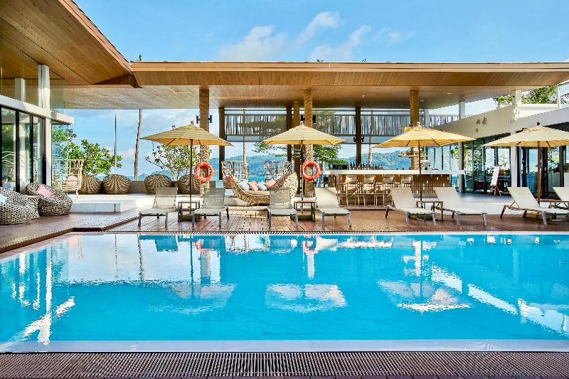LIV Hotel Phuket Patong Beachfront - Havuz