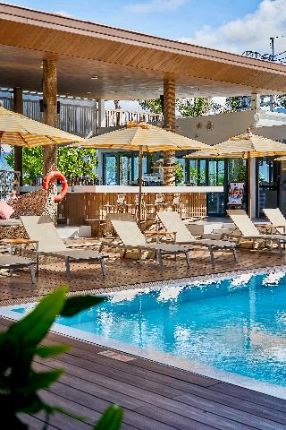 LIV Hotel Phuket Patong Beachfront fotoÄŸrafÄ±