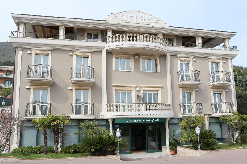 ARIAE Hotel - Lobi