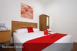RedDoorz Plus near Plaza Indonesia fotoÄŸrafÄ±