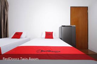 RedDoorz Plus near Plaza Indonesia fotoÄŸrafÄ±