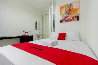 RedDoorz Plus @ Pasar Baru otel fotoğrafı