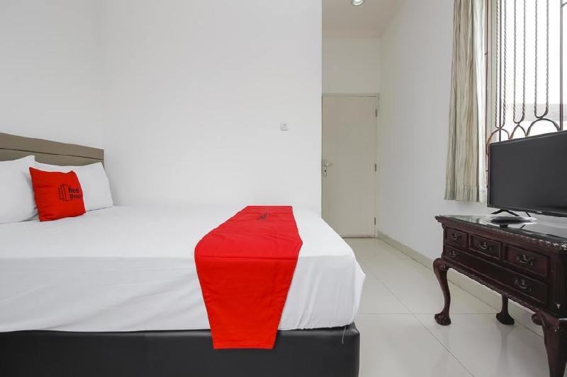 RedDoorz @ Permata Sari Karawaci - Oda