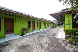 RedDoorz @ Jalan Parangtritis otel fotoğrafı