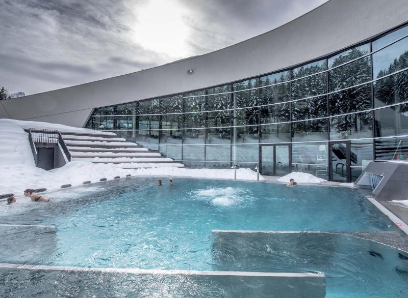Ecrin Blanc Courchevel Resort - Havuz