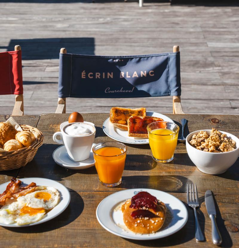 Ecrin Blanc Courchevel Resort - Teras