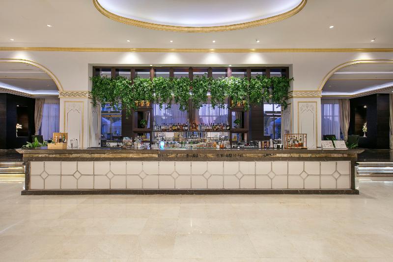Juju Premier Palace - Lobi