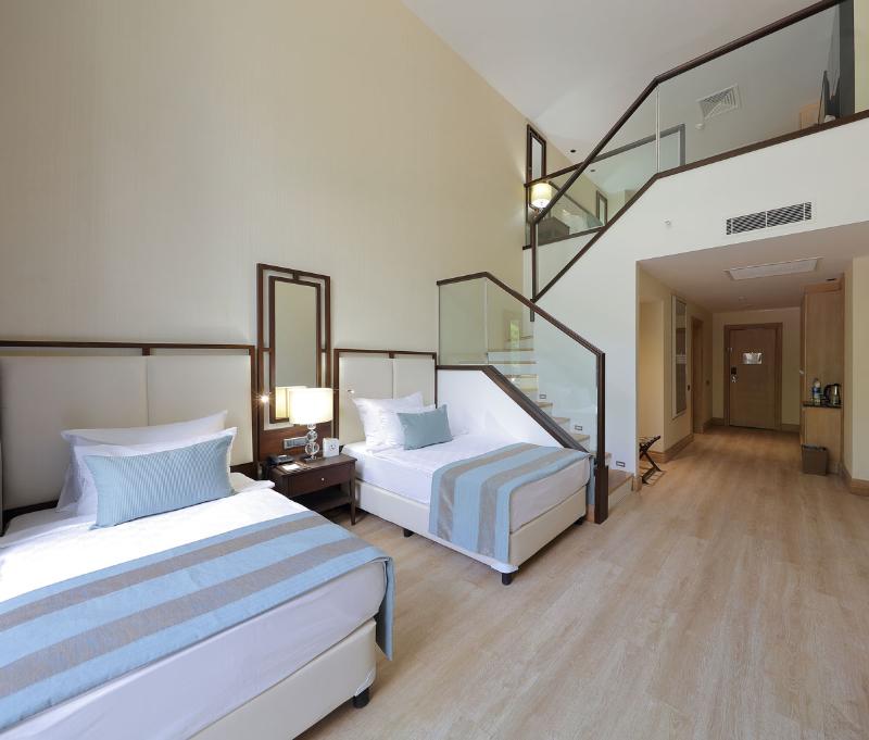 Juju Premier Palace - Oda