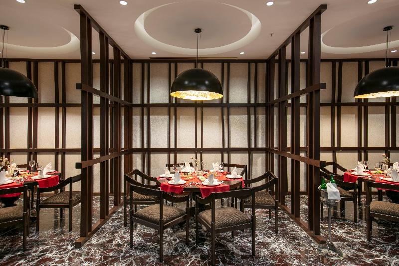 Juju Premier Palace - Restoran