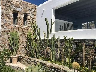 Ostraco Luxury Suites