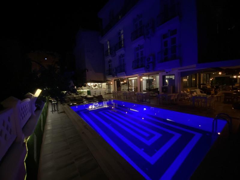 Nfk The House Hotel - Havuz