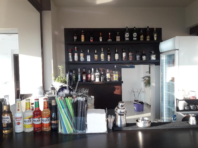 Carisa Maleme - Bar