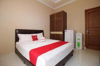 RedDoorz Syariah near Mercu Buana University fotoÄŸrafÄ±