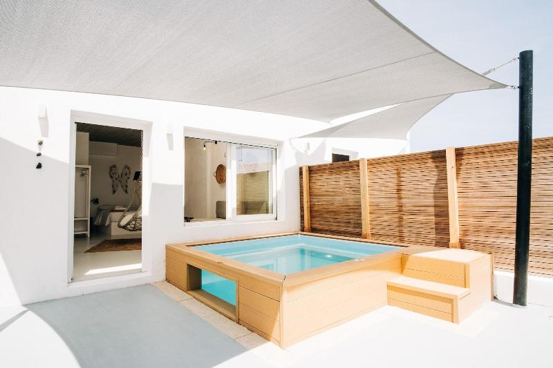 Mesanto Luxury Suites - Genel