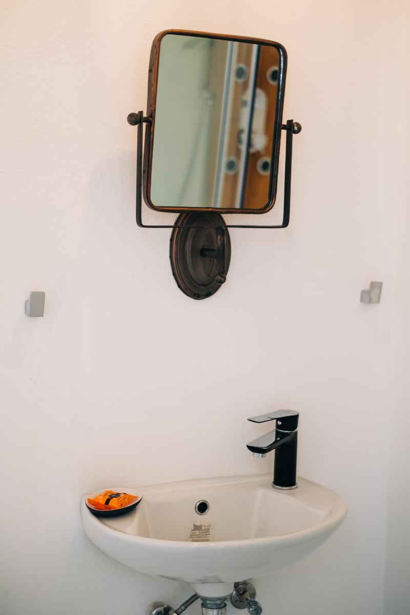 Mesanto Luxury Suites - Oda