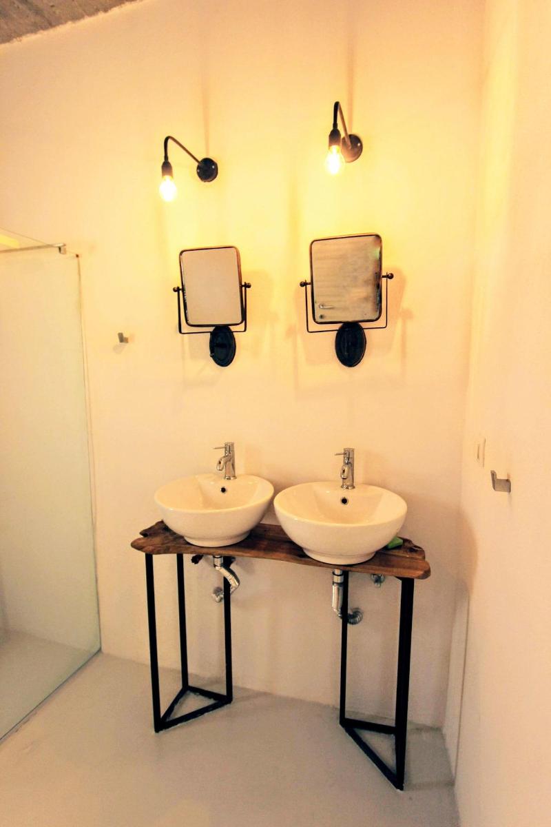 Mesanto Luxury Suites - Oda