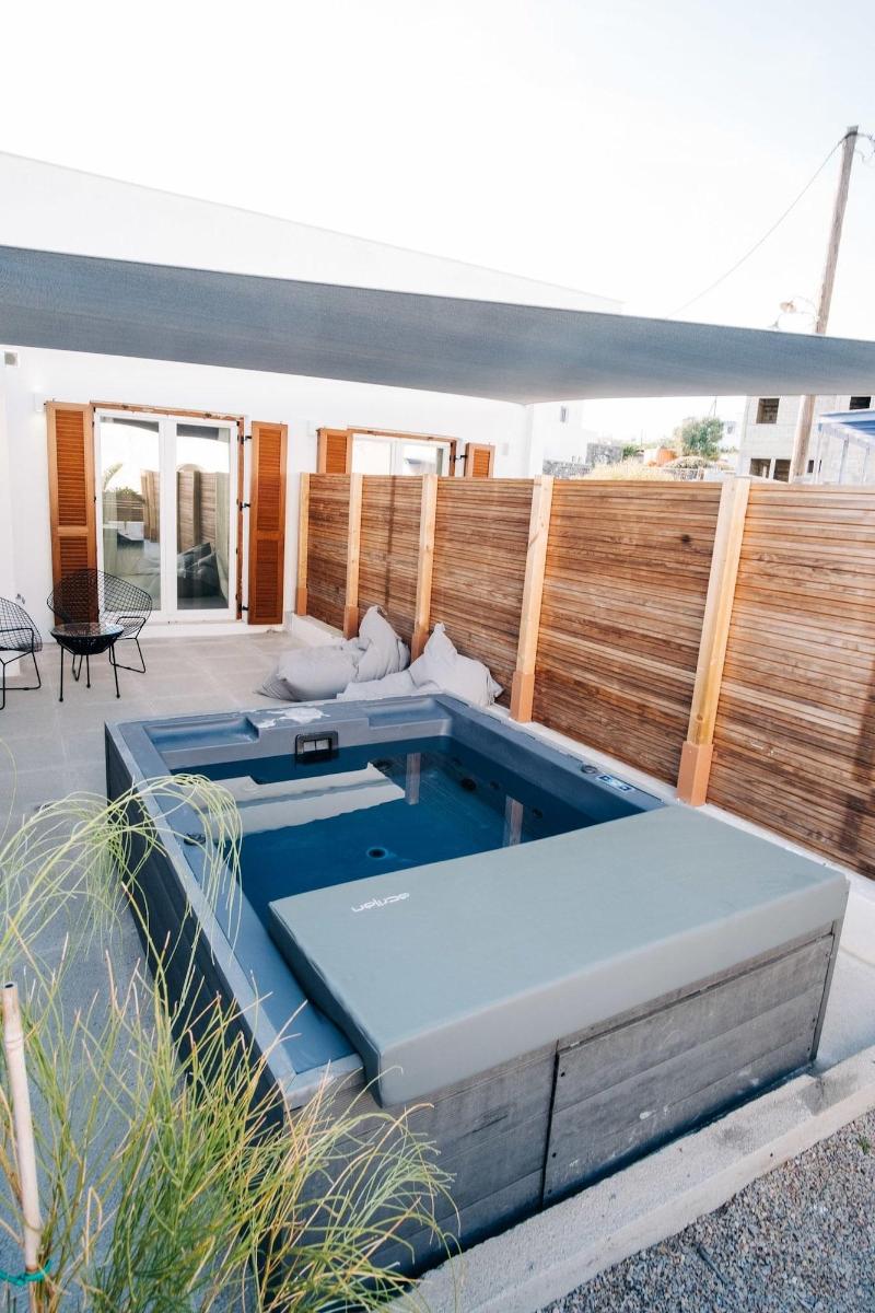 Mesanto Luxury Suites - Oda
