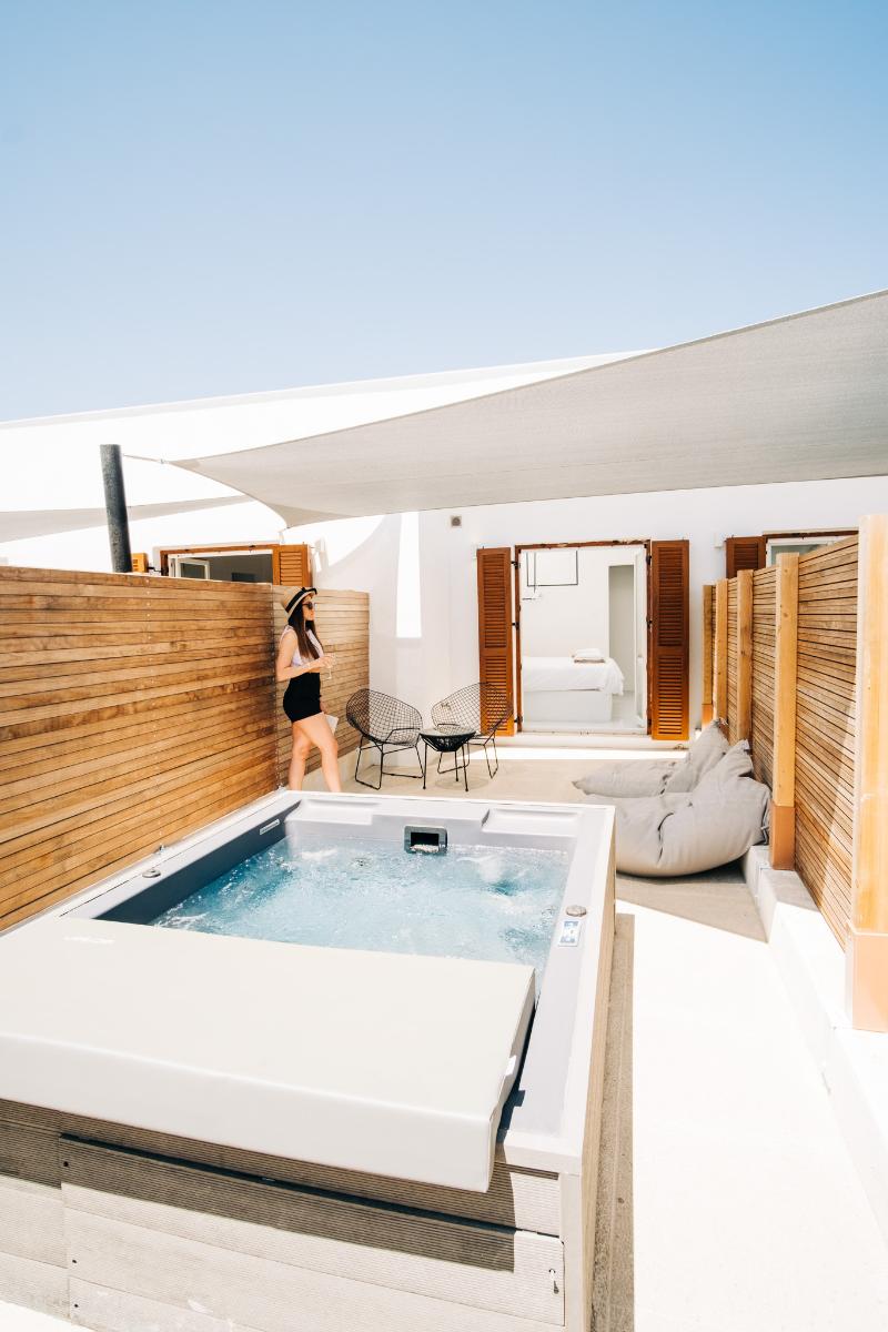 Mesanto Luxury Suites - Oda