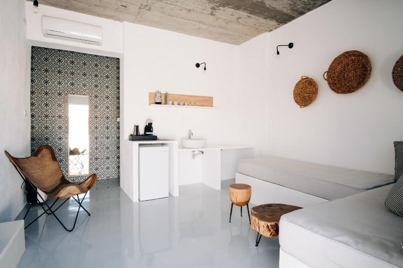 Mesanto Luxury Suites - Oda