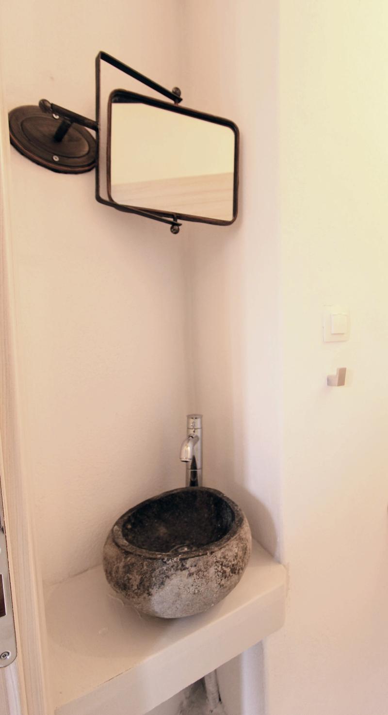 Mesanto Luxury Suites - Oda