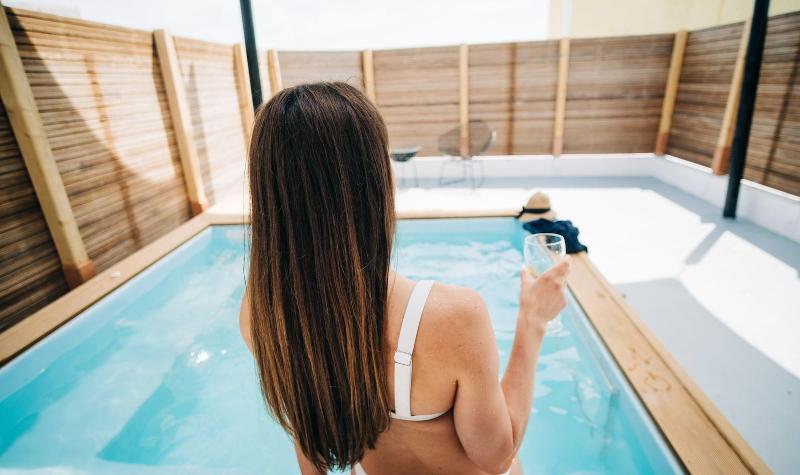 Mesanto Luxury Suites - Oda