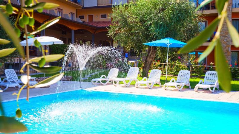 Villa Isabella Hotel & Residence - Havuz
