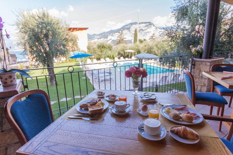 Villa Isabella Hotel & Residence - Restoran