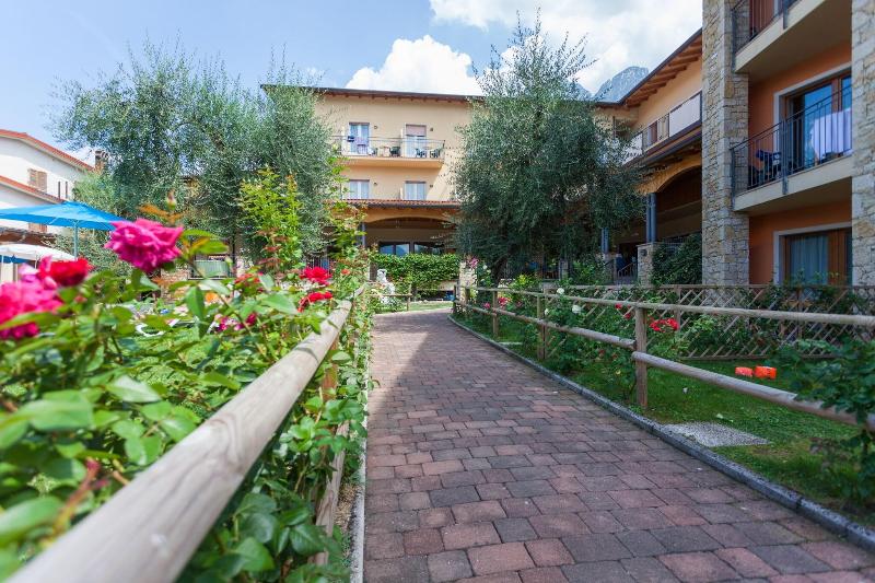 Villa Isabella Hotel & Residence - Teras