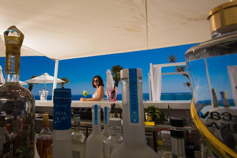 Napa Suites - Bar