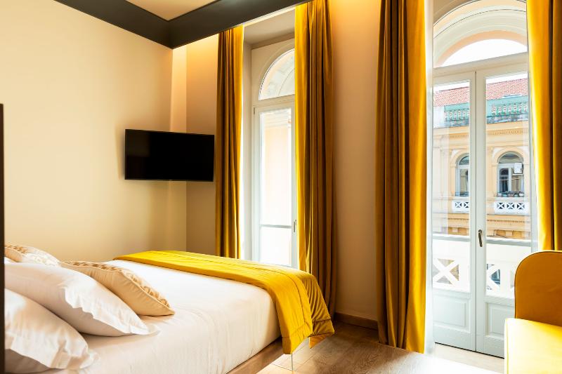 Amadomus Luxury Suites - Oda