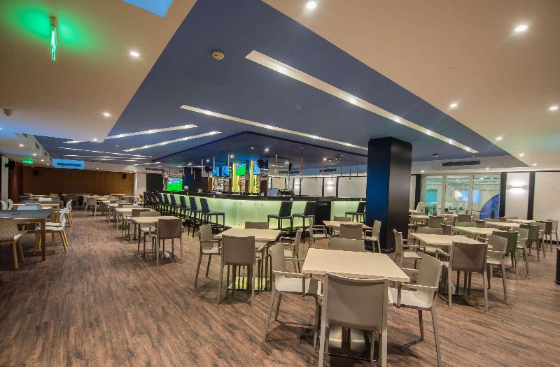 Reef Oasis Beach Resort - Restoran