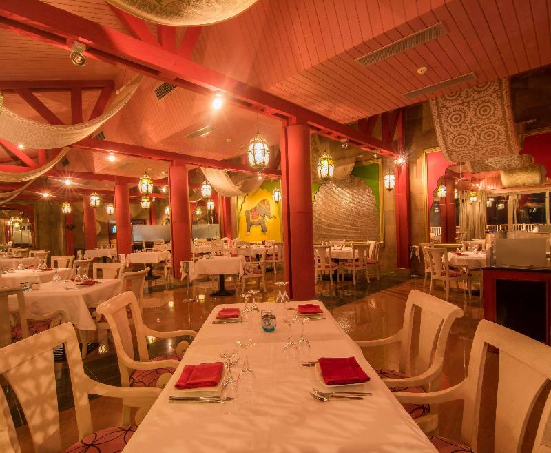 Reef Oasis Beach Resort - Restoran