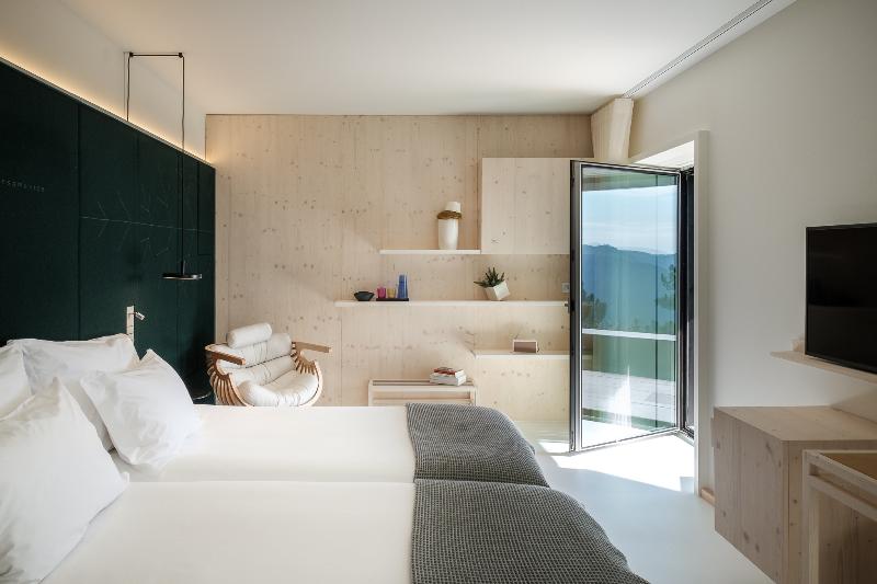 Casa de São Lourenço Burel Panorama Hotel - Oda
