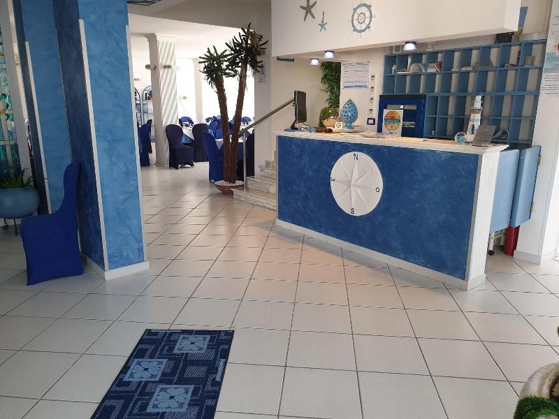 Hotel Caraibisiaco Sul Mare - Lobi