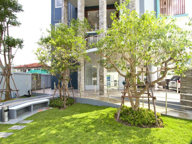 Anna-Nava Pakkret Hotel - Teras