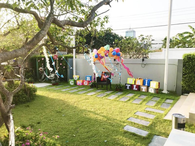Anna-Nava Pakkret Hotel - Teras
