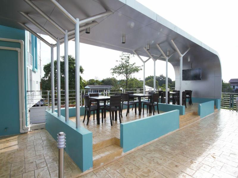 Anna-Nava Pakkret Hotel - Teras
